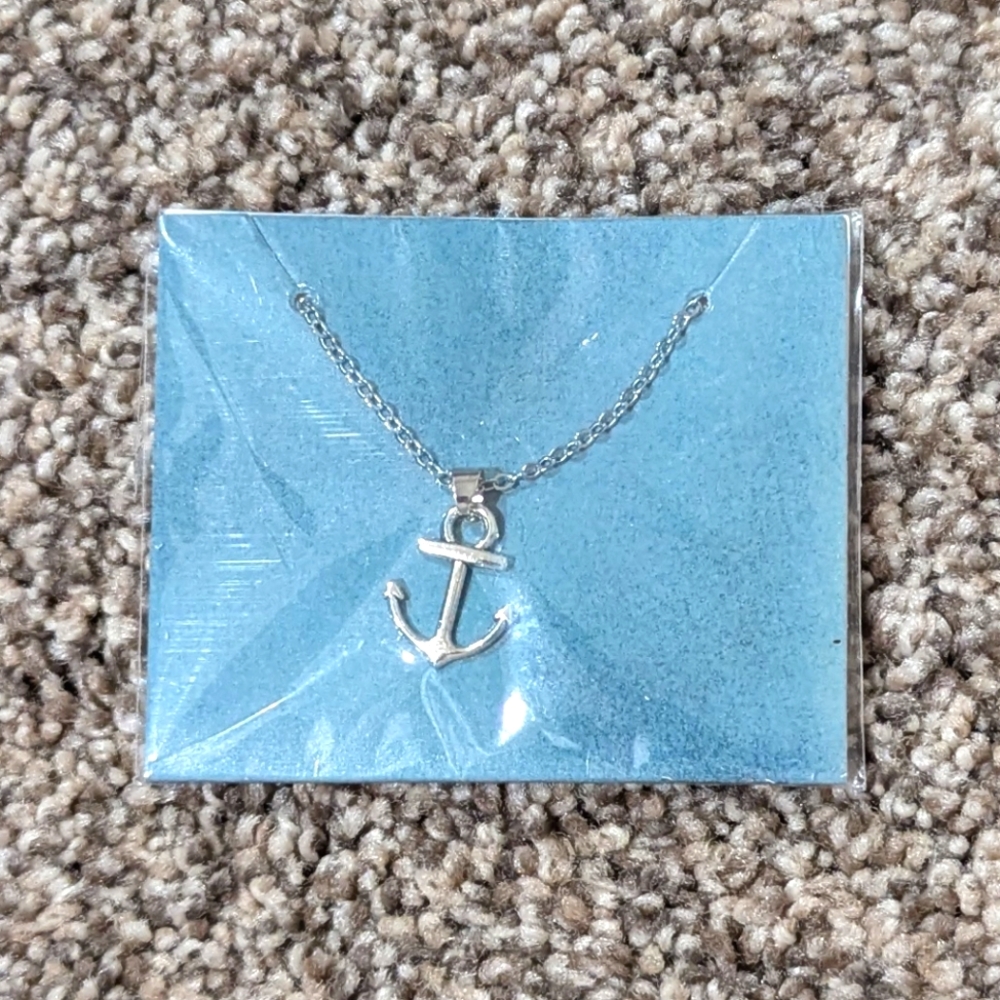 Silver color anchor ⚓ necklace on a 18 inch chain